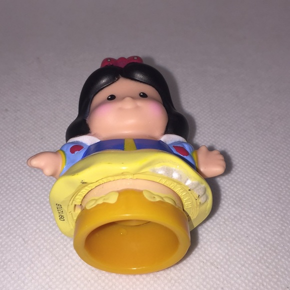 Fisher-Price Little People Disney Snow White - Picture 5 of 6
